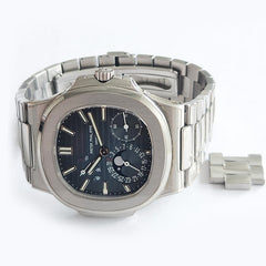 Patek Philippe Nautilus 5712/1A-001